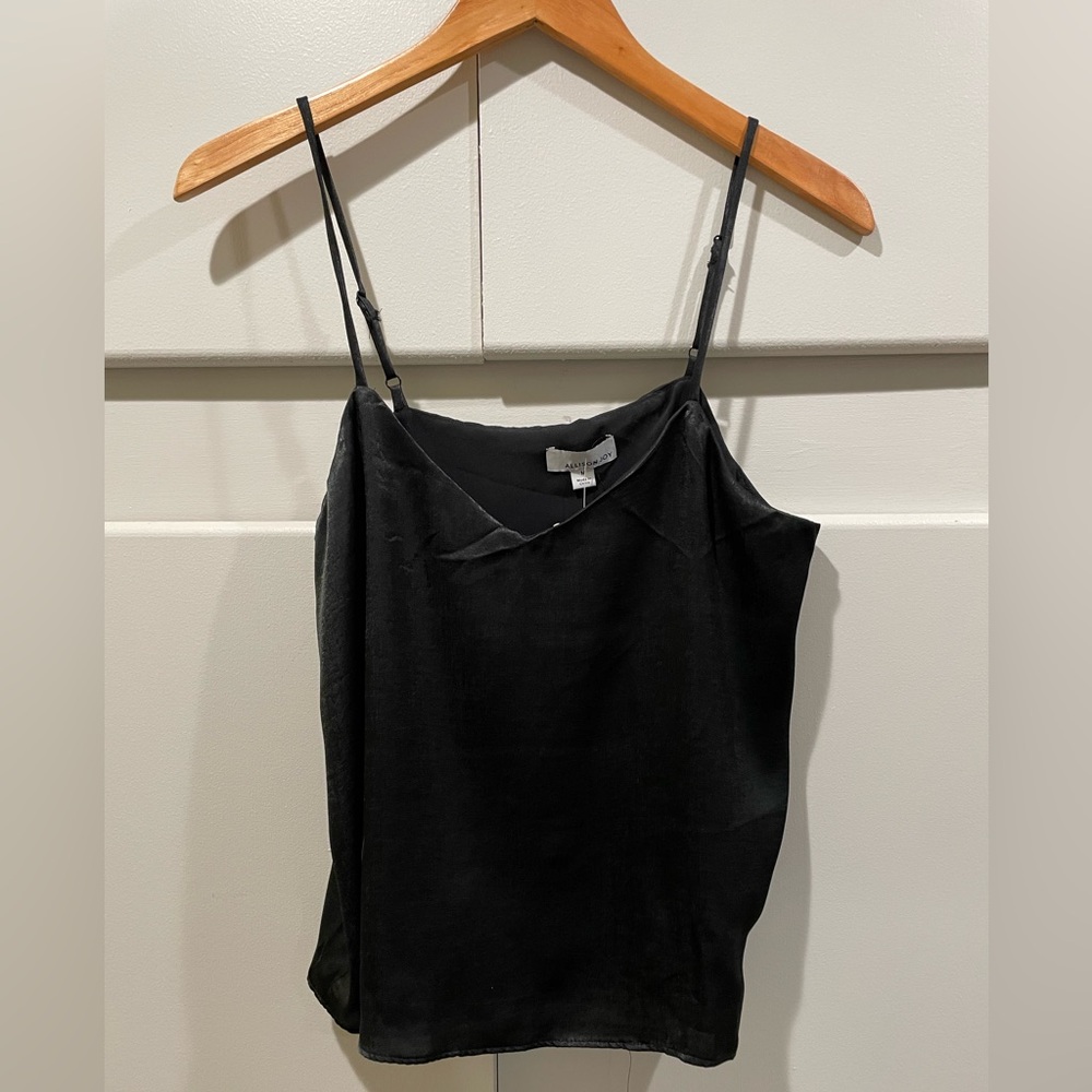 NWT Evereve Allison Joy Amie Hammered Satin Cami black size medium